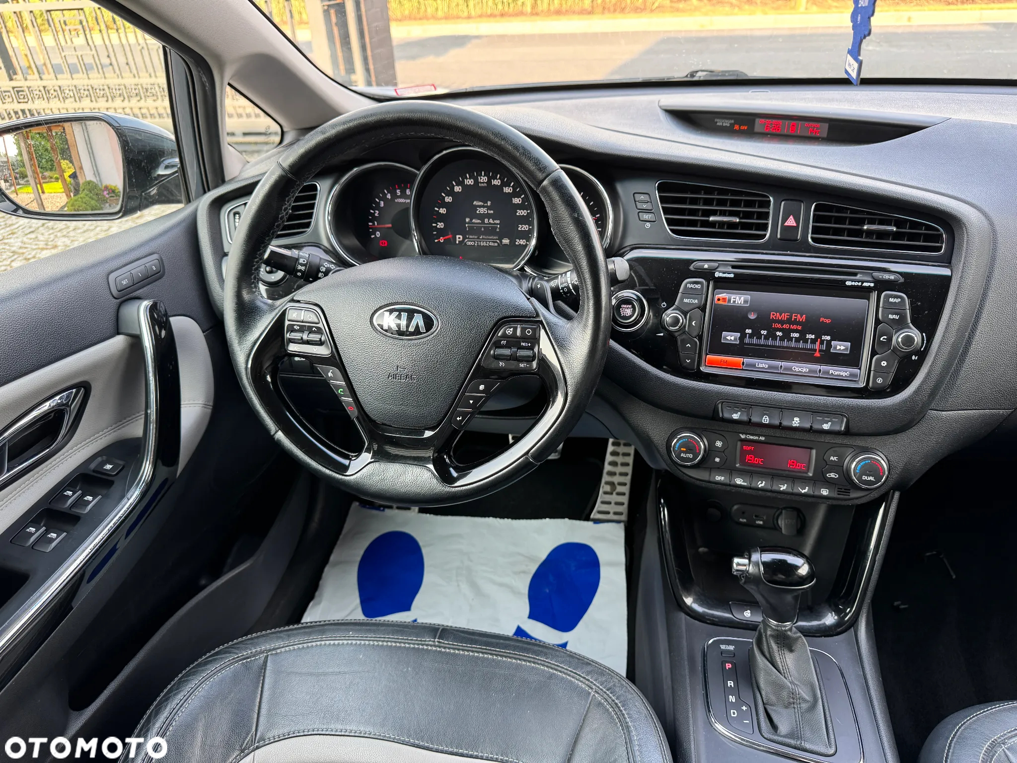 Kia Ceed 1.6 CRDi 128 SW Platinum Edition - 17