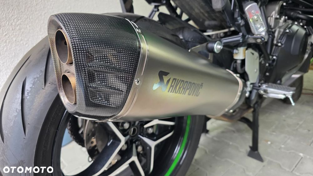 Kawasaki Ninja H2 SX - 30