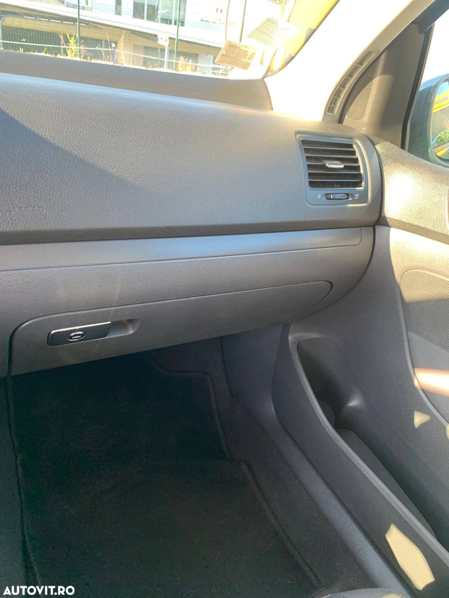 Volkswagen Golf 1.6 Comfortline - 2
