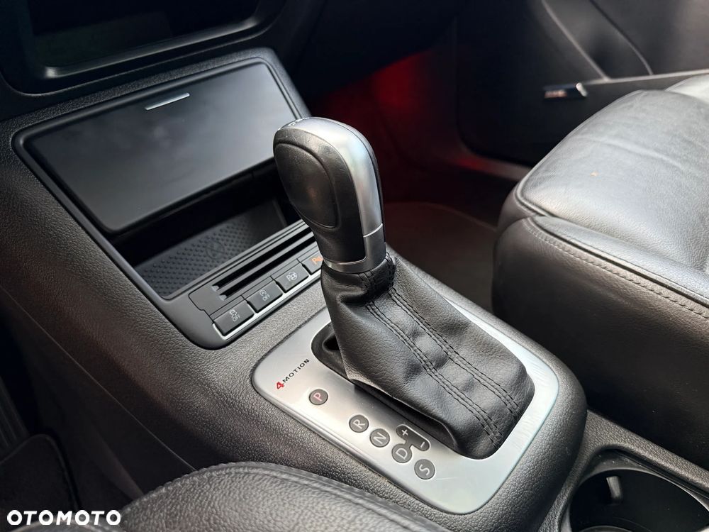 Volkswagen Tiguan 2.0 TDI 4Mot Perfectline R-Style DSG - 19