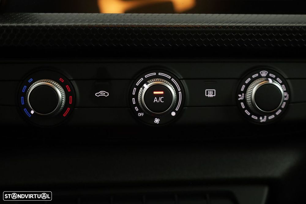 Audi A1 Sportback 25 TFSI Advanced - 12