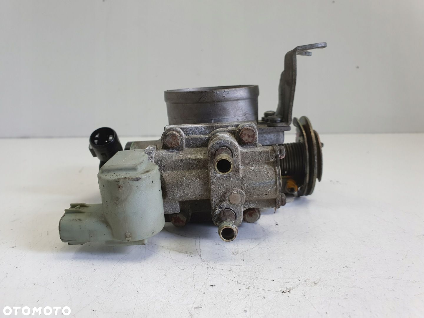 Honda Civic VI 1.6 B D16B2 PRZEPUSTNICA oryginał - 4