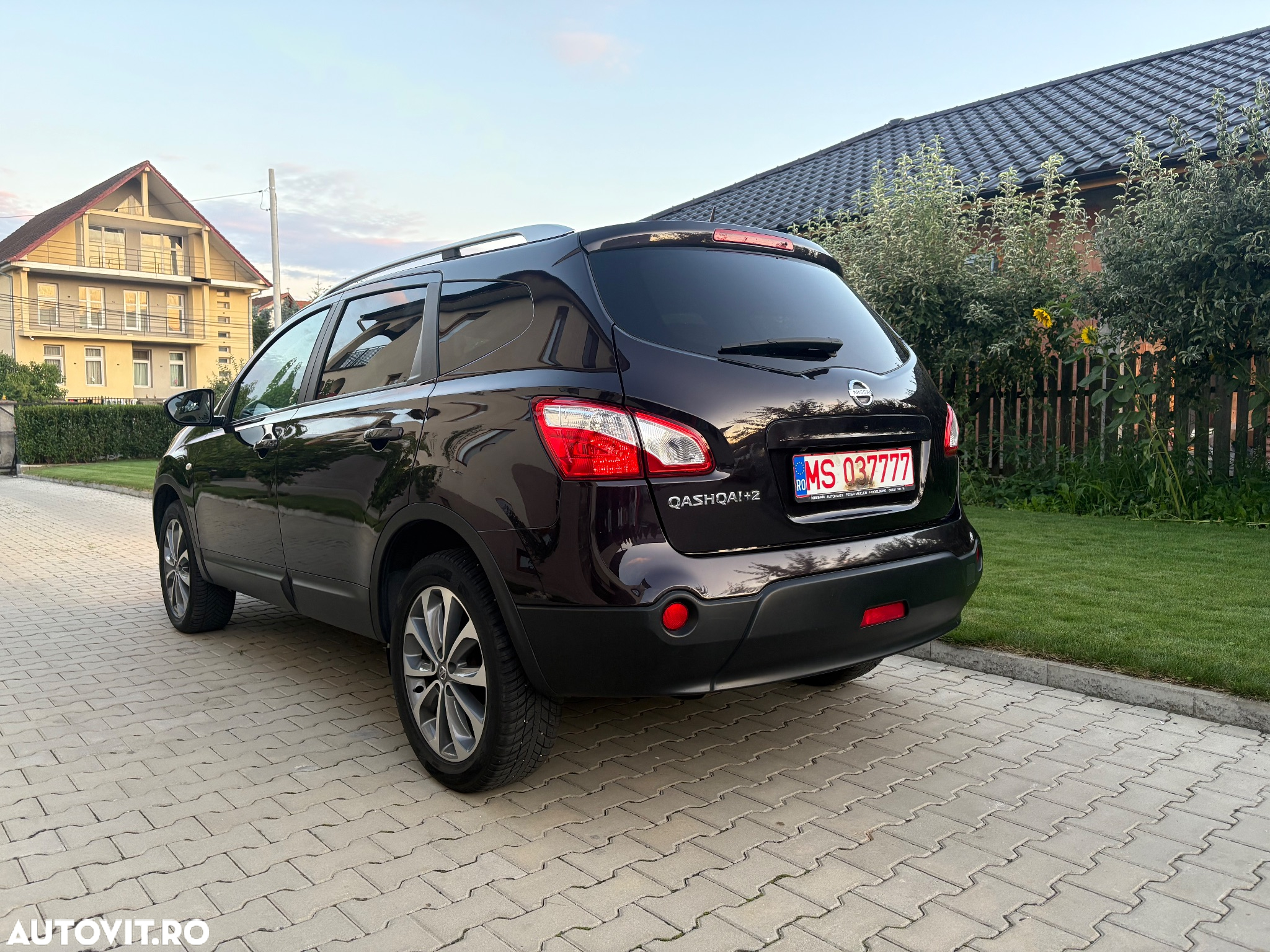 Nissan Qashqai+2 +2 2.0 "All Mode 4x4-i" Tekna - 10