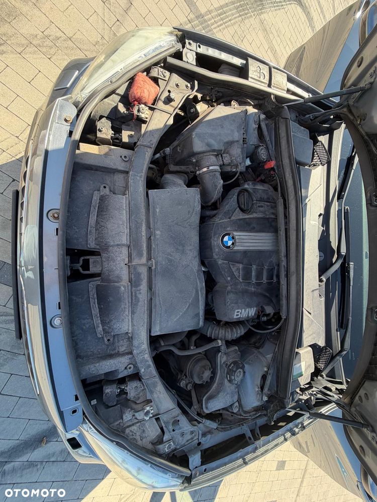BMW X1 xDrive20d - 11