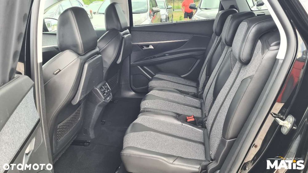 Peugeot 5008 - 16