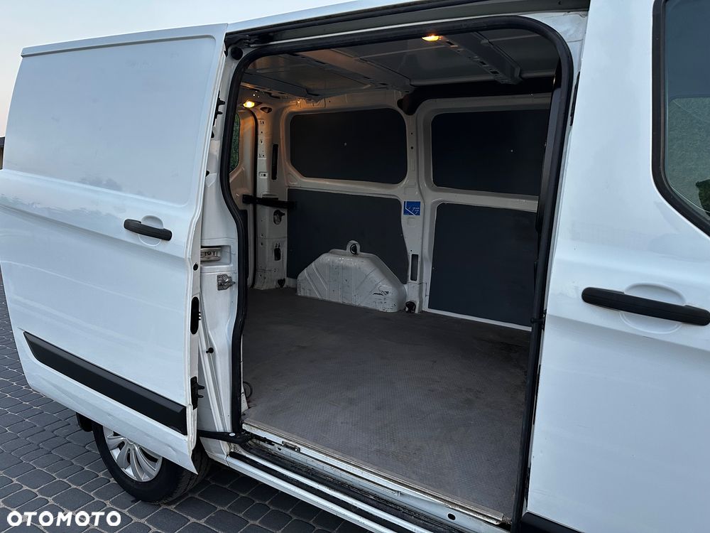 Ford Transit Custom - 15