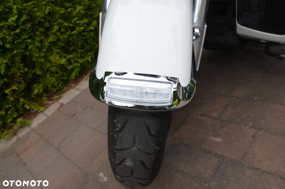 Harley-Davidson FLHTCU Ultra - 25