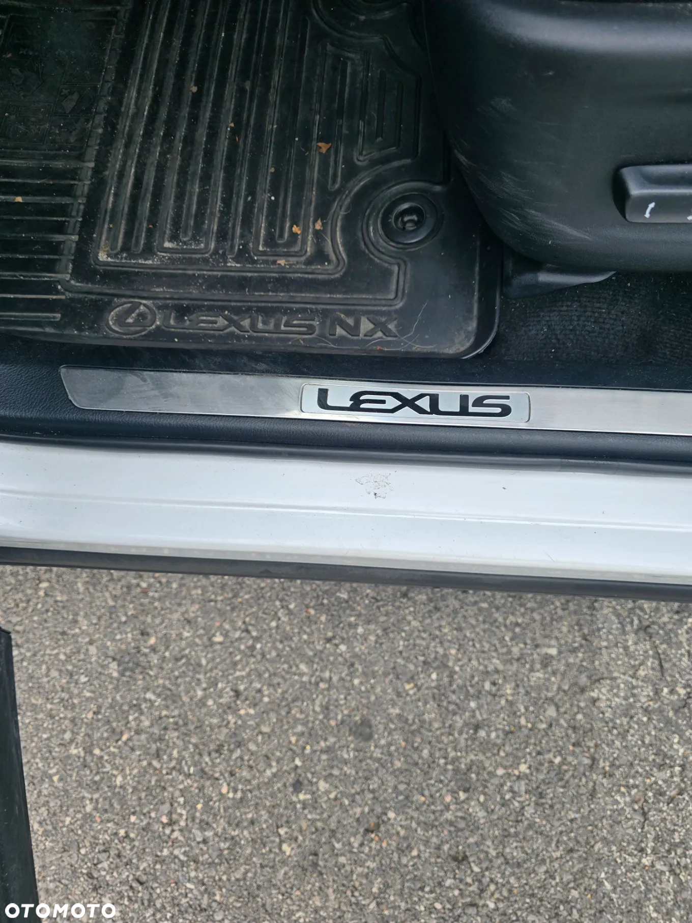 Lexus NX 300h F Sport Edition AWD - 17