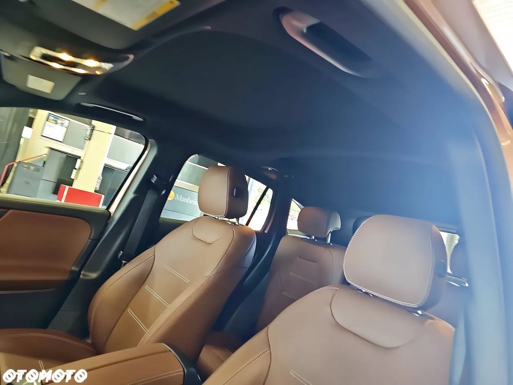Mercedes-Benz GLA 250 4-Matic AMG Line - 10