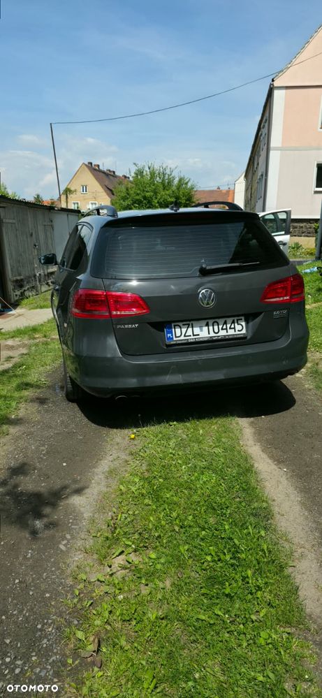 Volkswagen Passat 2.0 TDI BlueMotion Technology Trendline - 8