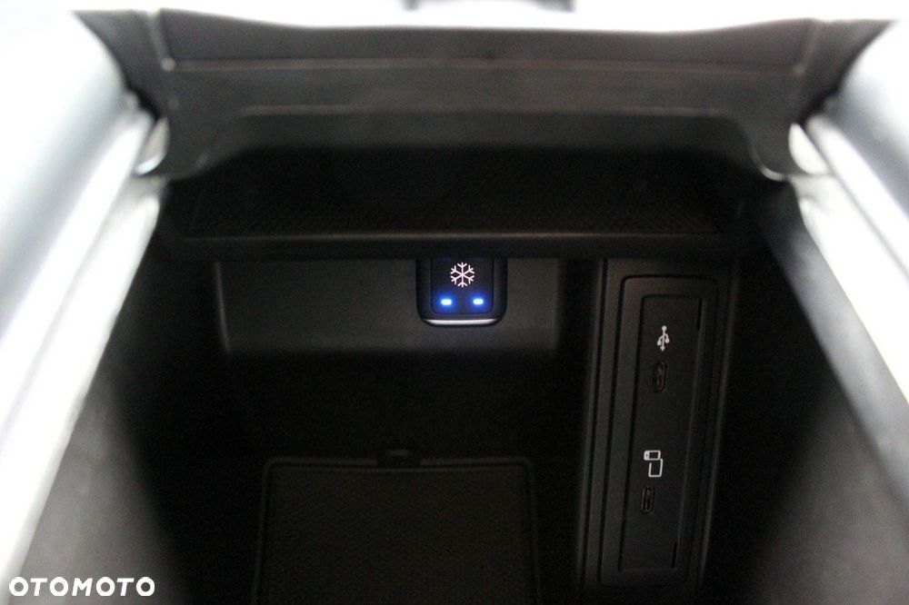 Mercedes-Benz Klasa V 250 d 4-Matic Exclusive 9G-Tronic (d³ugi) - 37