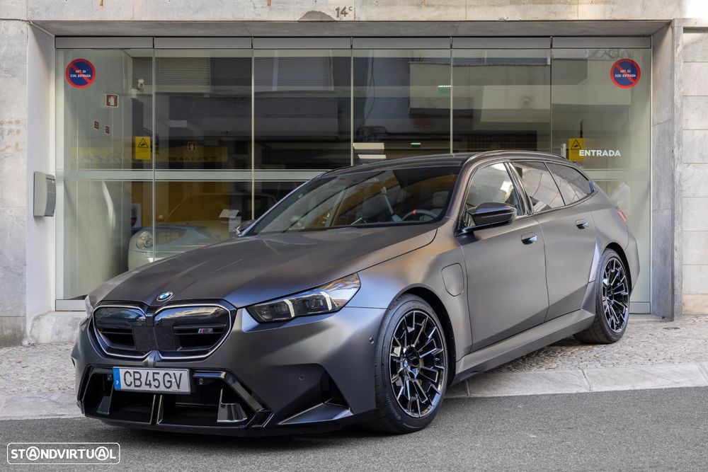 BMW M5 Standard - 1