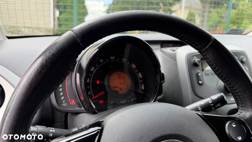 Toyota Aygo x-business - 21