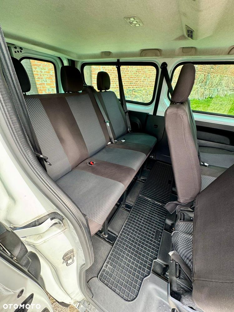 Renault Trafic - 7