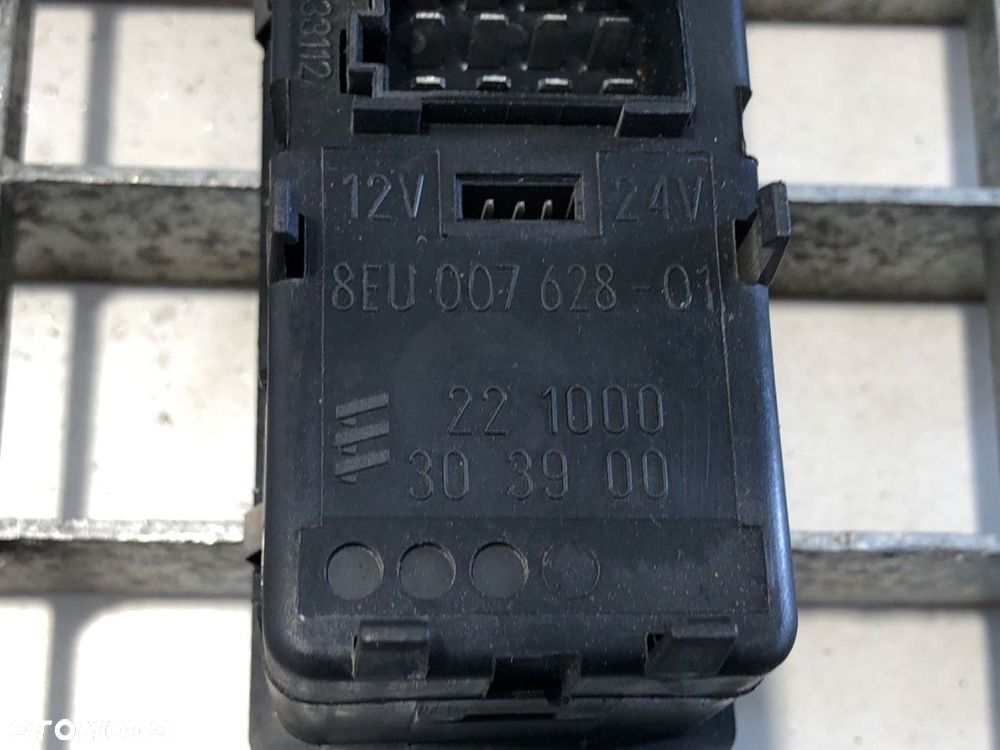 PANEL STEROWANIA WEBASTO - 349.00 PLN - DAF XF 2012 - 2022 FA 460 8EU007628-01 - 4