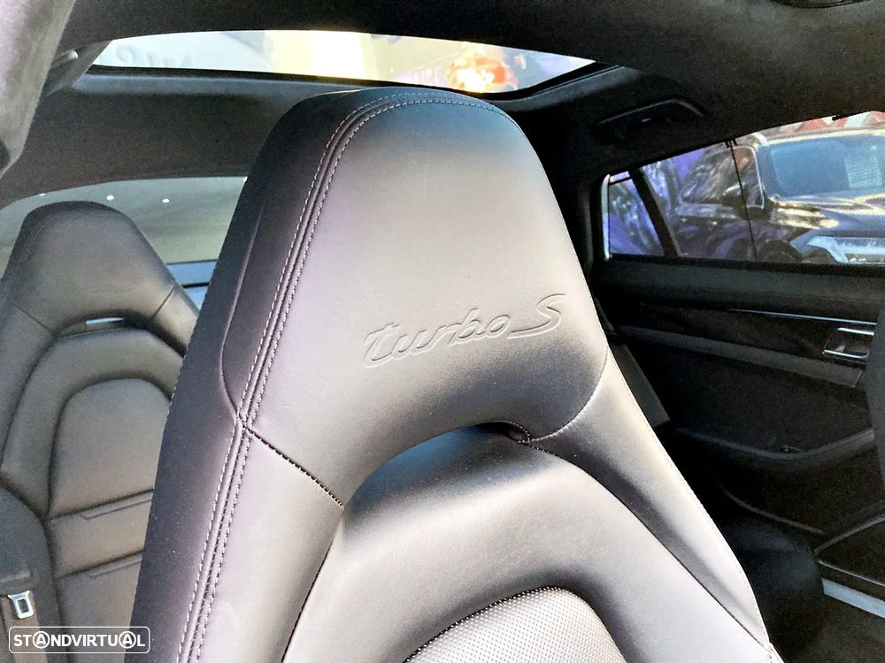Porsche Panamera Turbo S E-Hybrid - 38