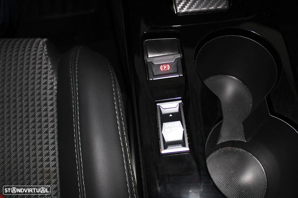 Peugeot e-208 50 kWh GT Line - 26