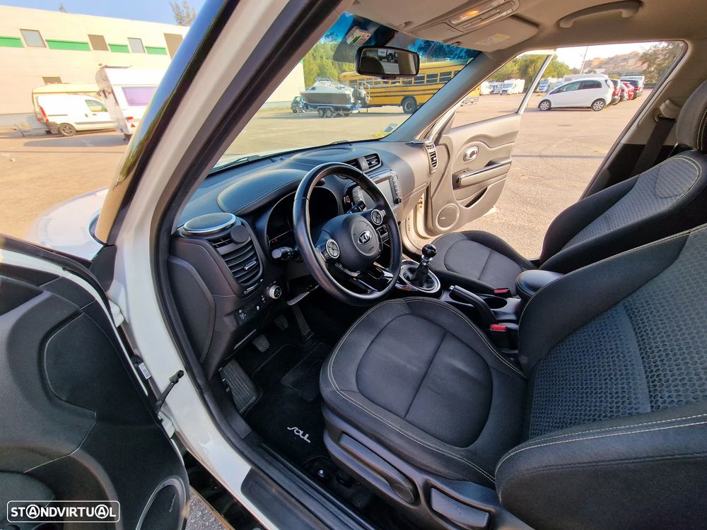 Kia Soul 1.6 CRDi TX - 16