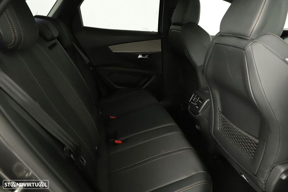 Peugeot 3008 1.2 PureTech GT EAT8 - 23