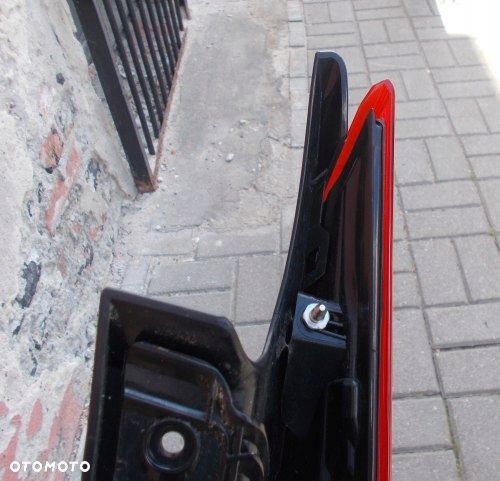 MITSUBISHI ECLIPSE CROSS 17-21 LAMPA LEWA TYLNA LED ORYGINAŁ - 6