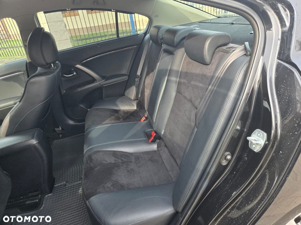 Toyota Avensis 2.0 Prestige MS - 20