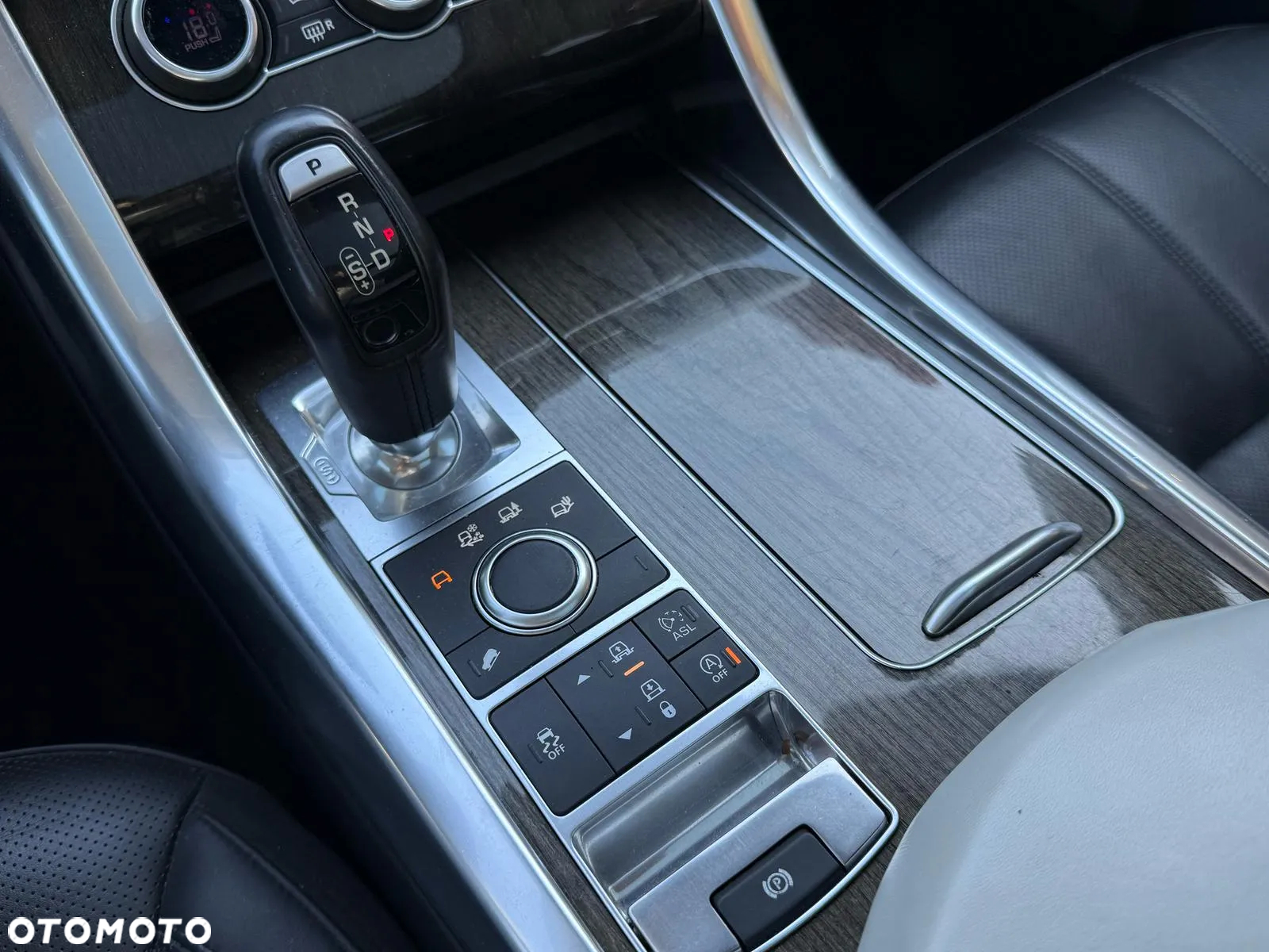 Land Rover Range Rover Sport - 21