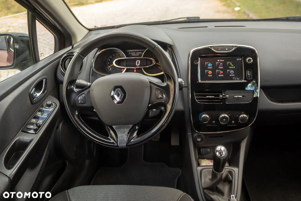Renault Clio TCe 90 Paris - 28