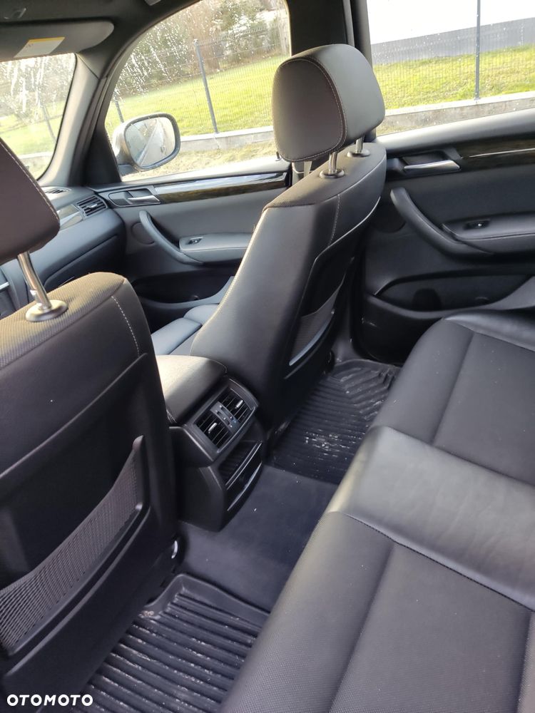 BMW X3 ver-xdrive20d - 9