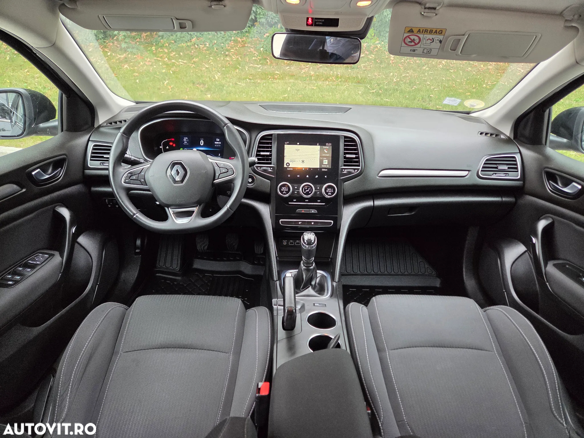 Renault Megane Grandtour BLUE dCi 115 BUSINESS EDITION - 16