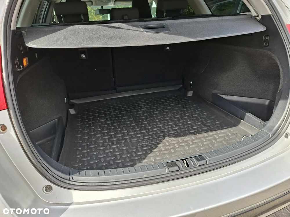Toyota Auris 2.0 D-4D Dynamic - 8