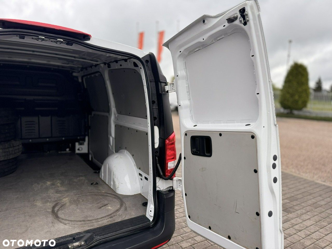 Mercedes-Benz Vito - 10