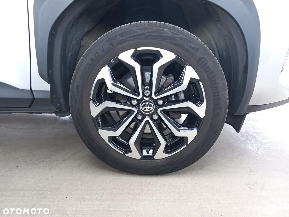 Toyota Yaris Cross Hybrid 1.5 Comfort 4x4 - 28