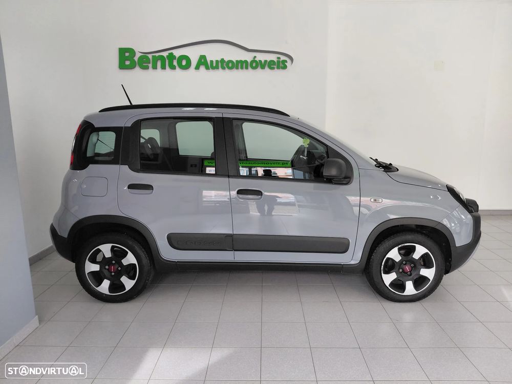 Fiat Panda 1.0 Hybrid City Cross - 1
