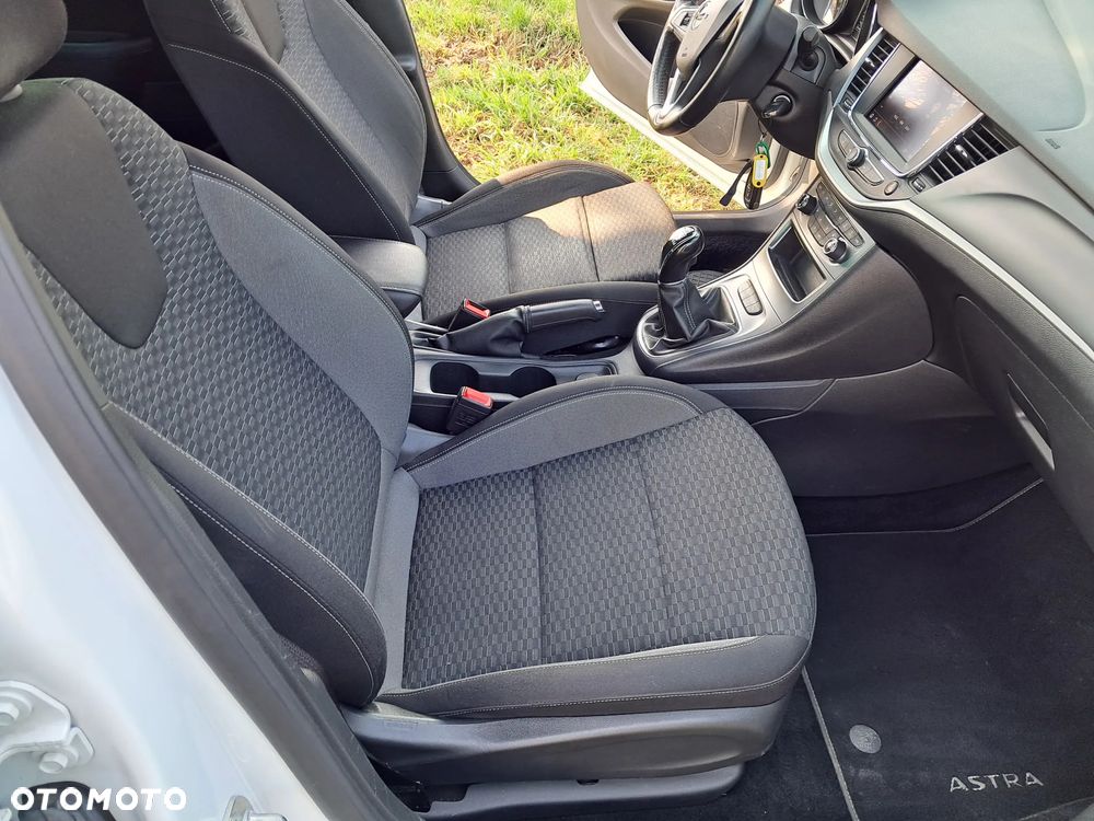 Opel Astra 1.5 D Start/Stop 120 Jahre - 18