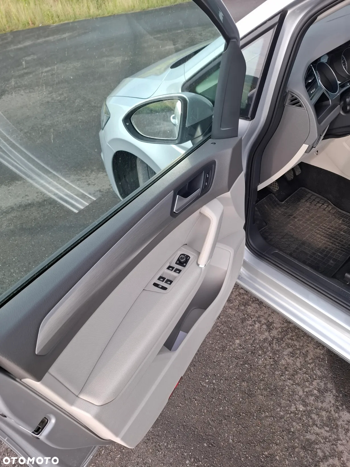 Volkswagen Touran 1.6 TDI SCR (BlueMotion Technology) Comfortline - 15