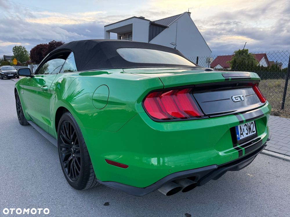 Ford Mustang 5.0 V8 GT - 10