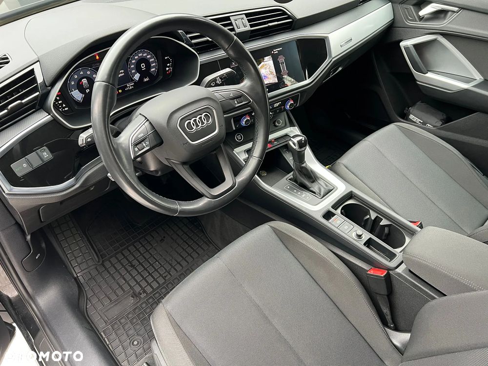 Audi Q3 35 TFSI S tronic - 2