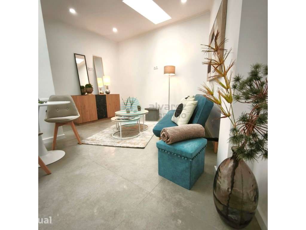 Apartamento T3, em remodelação total, Penha de França - Grande imagem: 2/21