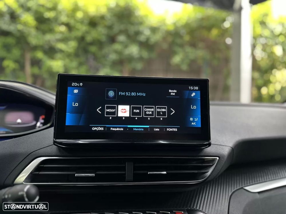 Peugeot 3008 1.2 PureTech Allure Pack EAT8 - 26