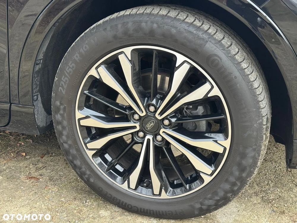 Ford Kuga 1.5 EcoBoost FWD ST-Line X - 39