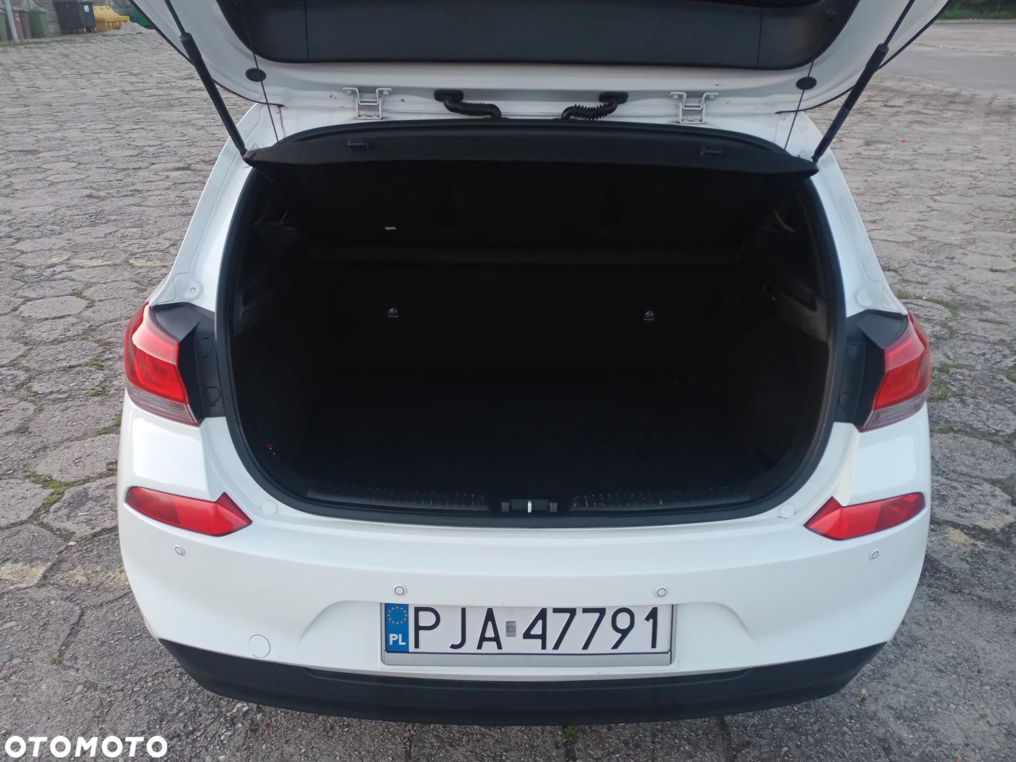 Hyundai i30 1.4 Comfort - 26