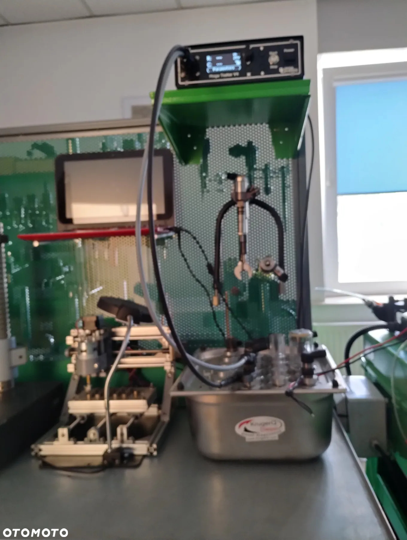 Szlifierka do regeneracji zaworków  w wtryskach Piezo i CR - 10
