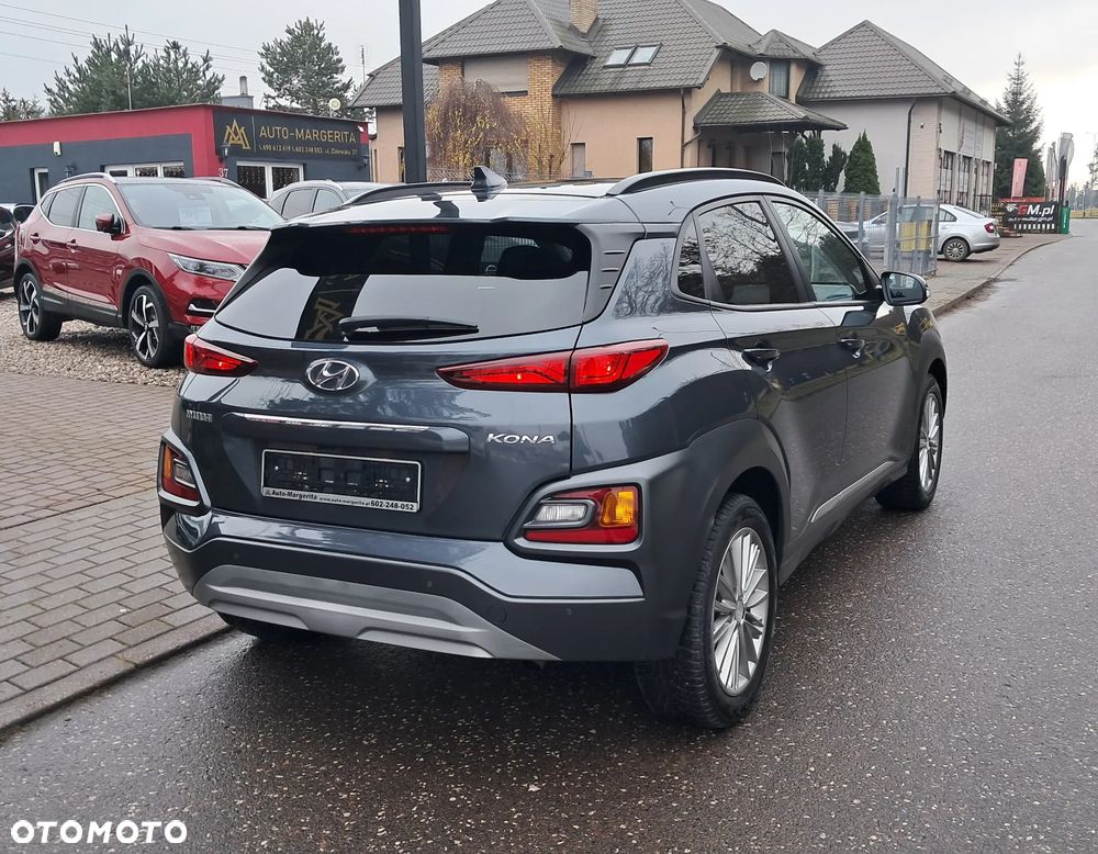 Hyundai Kona - 4