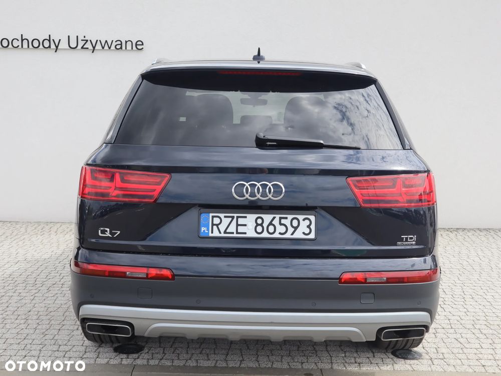 Audi Q7 3.0 TDI ultra Quattro Tiptronic - 4
