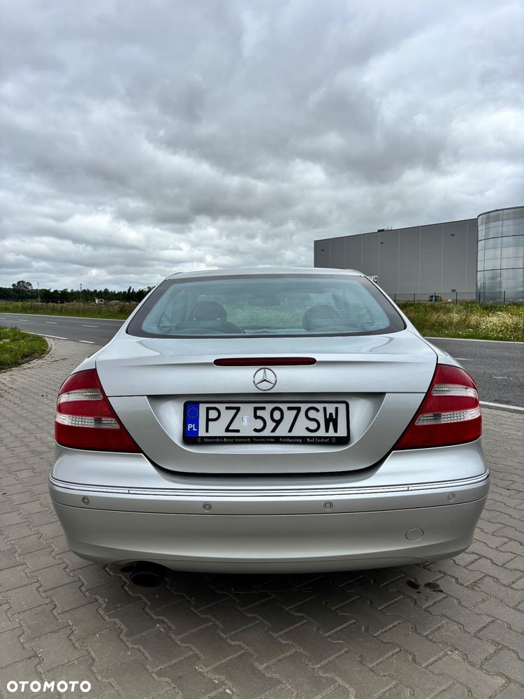 Mercedes-Benz CLK - 4