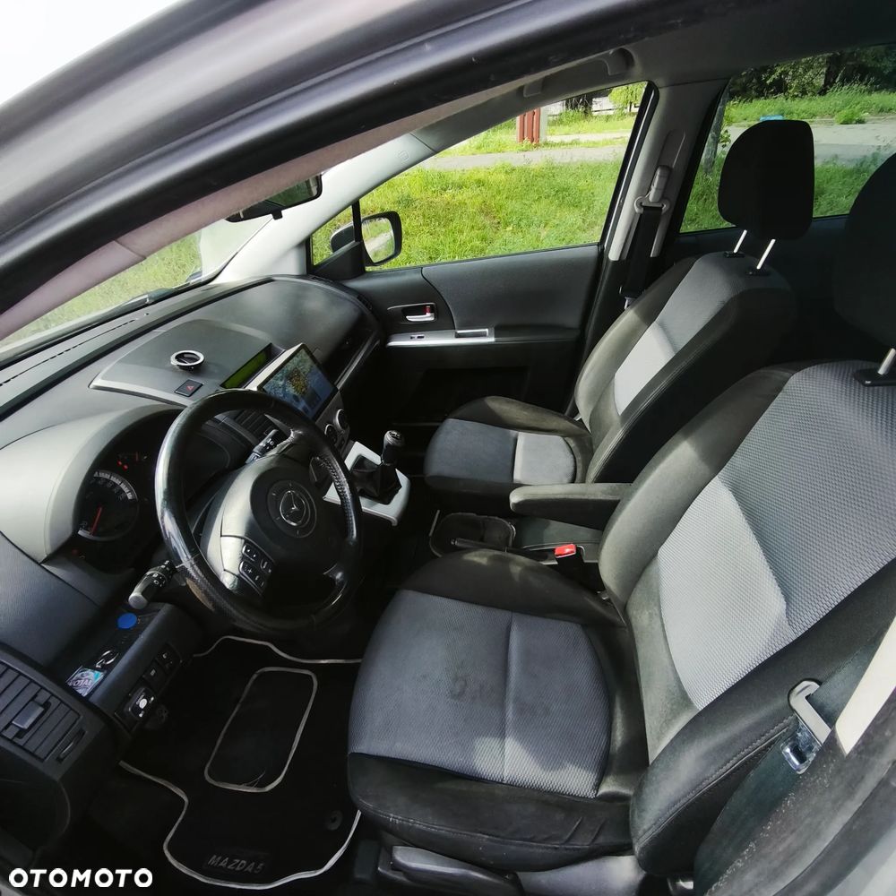 Mazda 5 - 17