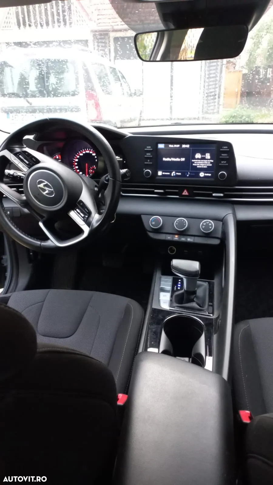 Hyundai Elantra 1.6 l 123 CP CVT Comfort - 4