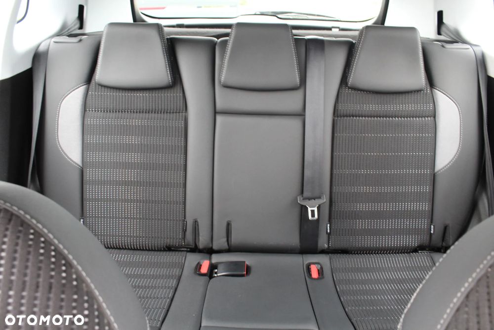 Peugeot 2008 PureTech 110 Stop&Start Allure - 21