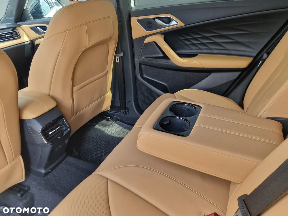 MG HS PHEV 1.5T Exclusive - 39