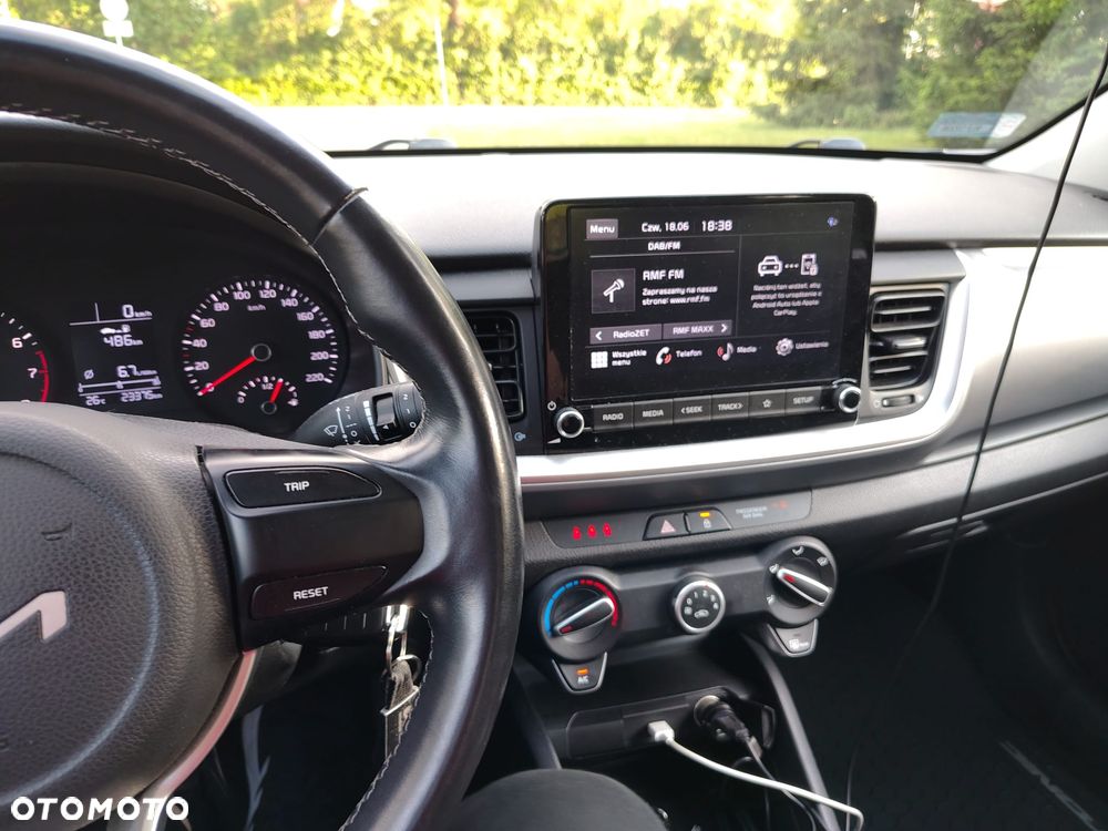 Kia Stonic 1.0 T-GDI M - 12